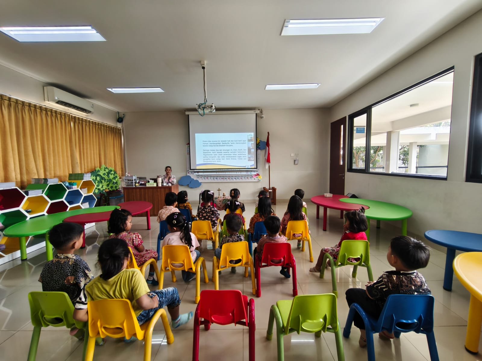 Novena ke-3 Yubelium 75 Tahun Yayasan Tarakanita