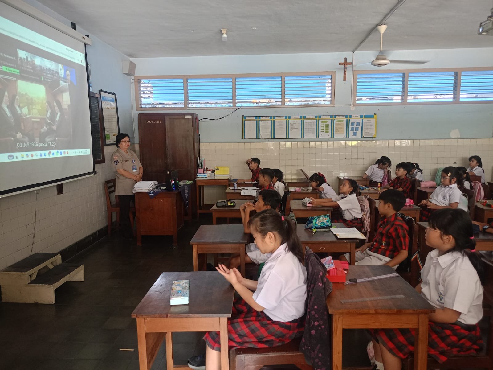 Doa Novena Jubile ke-3 di SD Tarakanita Bumijo
