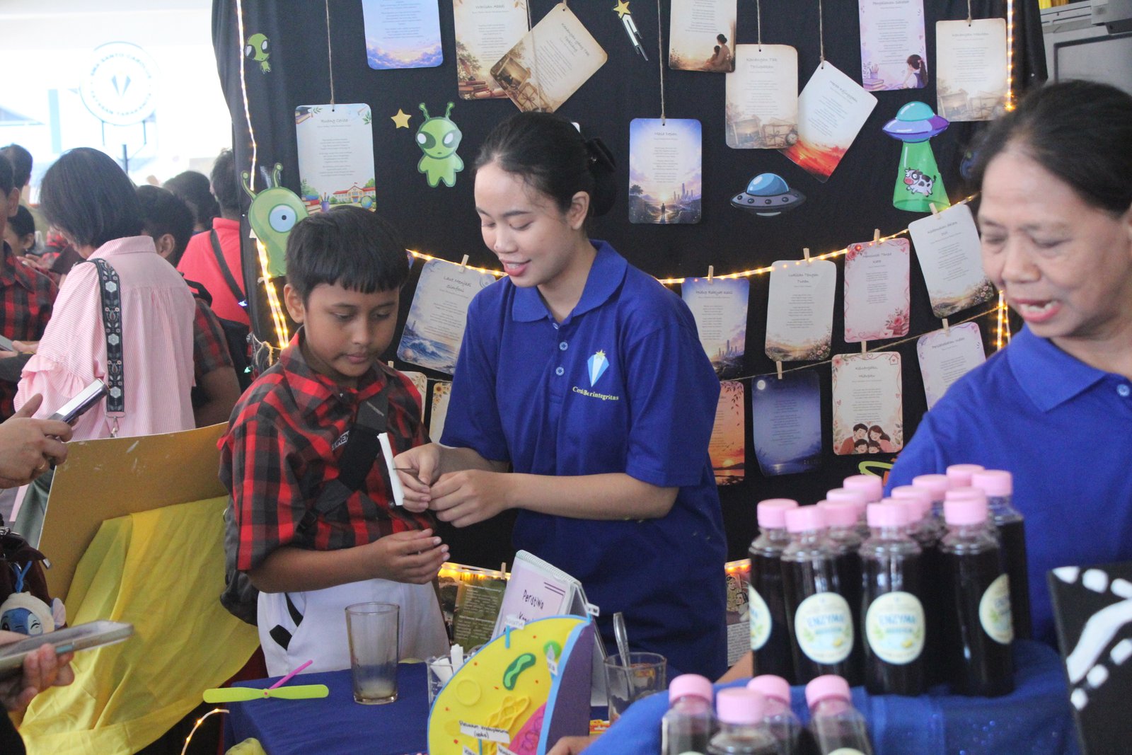 ✨ EDUFAIR & CAROLUS CUP 2026 A SUCCESS!✨

The Tarakanita Foundation—Surabaya Chapter successfully hosted the Edufair and Carolus Cup 2026 at the Carolus Complex with great spirit, camaraderie, and enthusiasm.

A variety of exciting activities enlivened the event :

✨ Educational Consultations
✨ Education Exhibition
✨ Entertainment
✨ Value Proposition Presentations
✨ School Creative Projects
🏆 Carolus Cup
🛍️ Bazaar

This success is the result of hard work, unity, and collaboration among all parties. Thank you to the participants, parents, the organizing committee, teachers, nuns, and sponsors for providing their full support, which allowed the event to run smoothly and joyfully. 💙💛

See you at the next Tarakanita event!
Greetings from Tarakanita!
One Heart, One Spirit!
Tarakanita, YES! 💙💛
