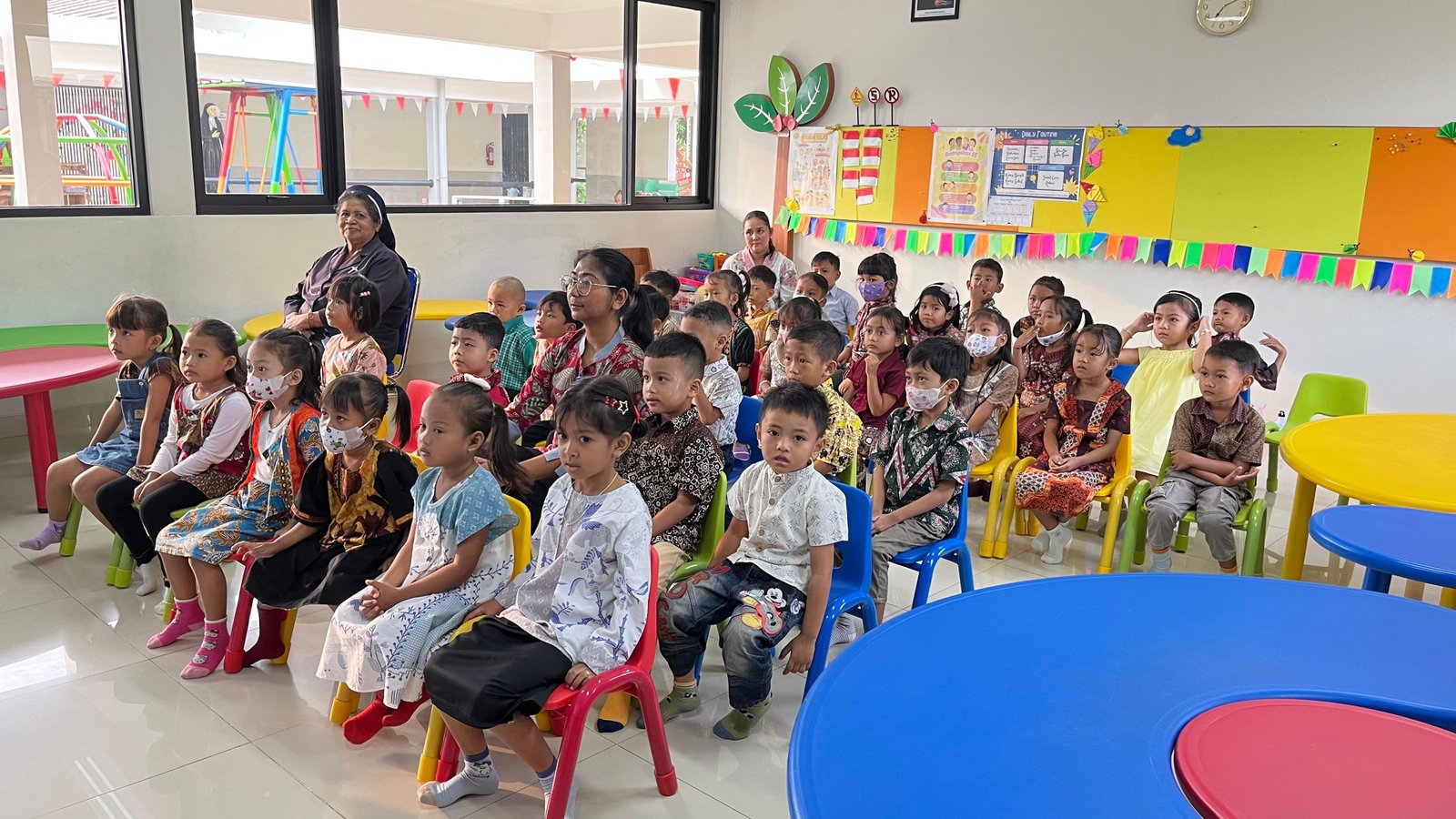 Ibadat Novena Ke-1 Yubileum 75 Tahun Yayasan Tarakanita mengenang Karya Kasih Allah bersama Bunda Elisabeth Gruyters.